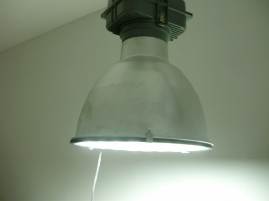 مصابيح التعدين LED عالية الطاقة باستخدام محطات