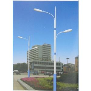 <i>.</i> <b>.</b> <i>Road Lights</i> <b>الطريق الأنوار</b>